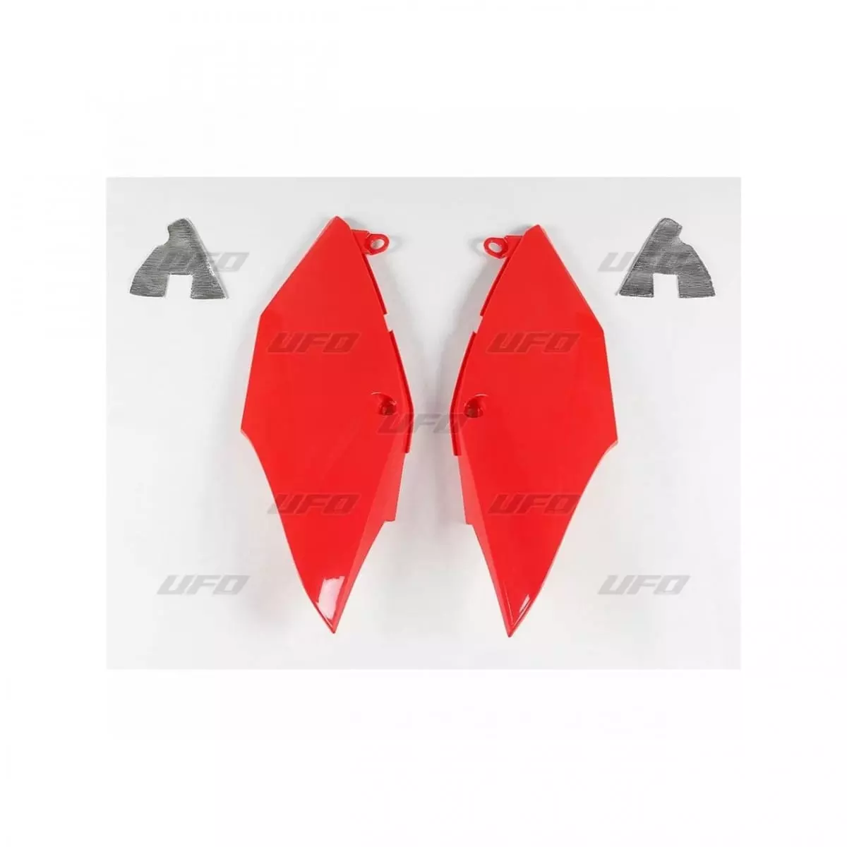 Plaques Latérales UFO Rouge Honda CRF25R/450R/RX