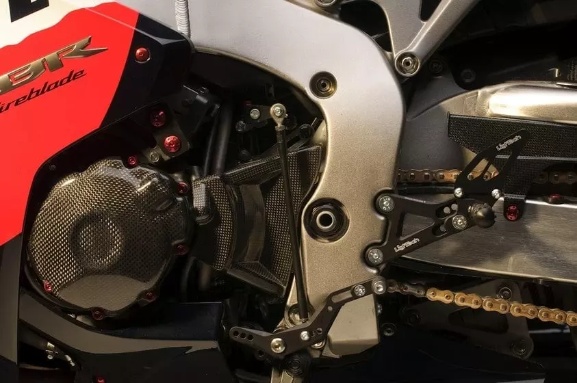 Couvre carter alternateur LIGHTECH carbone brillant Honda Cbr1000Rr