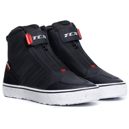 Baskets Femme TCX Ikasu 2 WP Noir Dark Rouge