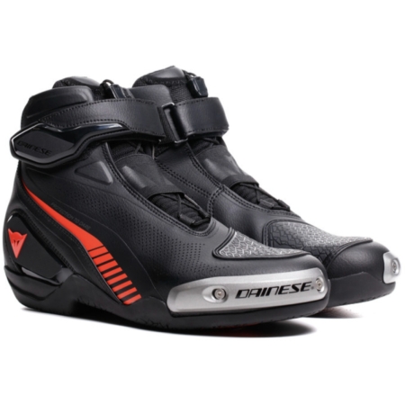 Baskets Dainese Superya Noir Rouge Fluo - Bottes et chaussures DAINESE