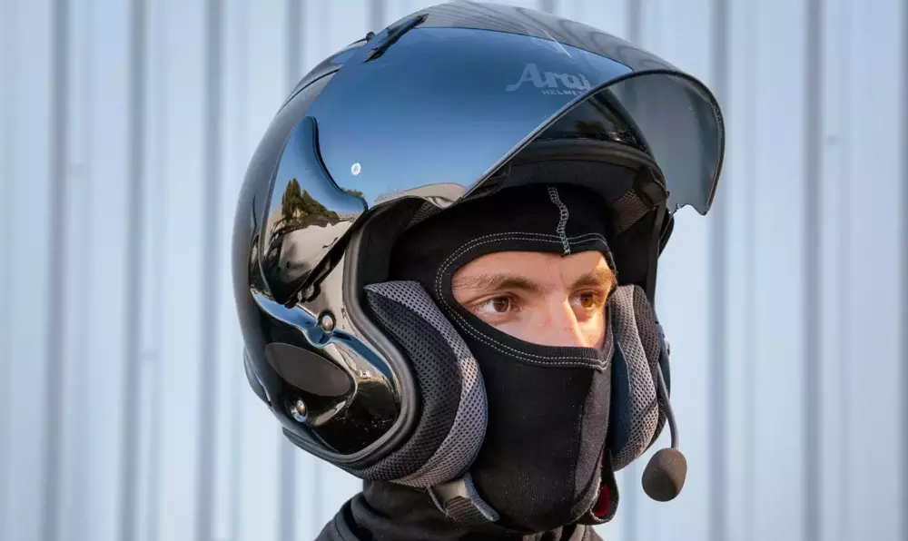 Cagoule sous casque moto